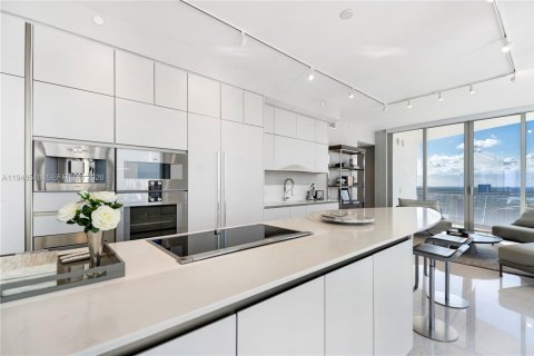 Снять в аренду кондоминиум в Санни-Айлс-Бич, Флорида 4 спальни, 307.69м2, № 2004809 - фото 9