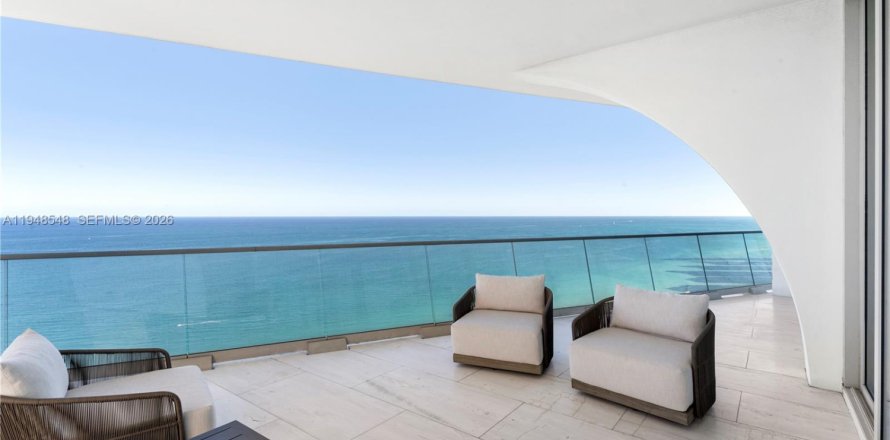 Кондоминиум с 4 спальнями в Санни-Айлс-Бич, Флорида № 2004809