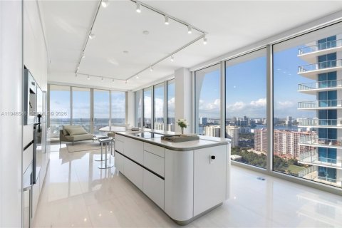 Снять в аренду кондоминиум в Санни-Айлс-Бич, Флорида 4 спальни, 307.69м2, № 2004809 - фото 24