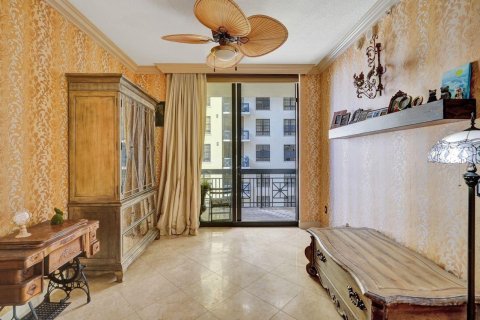 Condo in West Palm Beach, Florida, 2 bedrooms  № 2082014 - photo 7