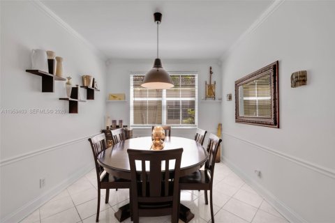 Купить виллу или дом в Уэстон, Флорида 5 спален, 230.4м2, № 2023824 - фото 14