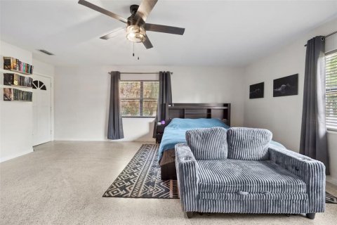 House in Sanford, Florida 4 bedrooms, 142.23 sq.m. № 2233500 - photo 26