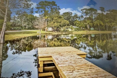 House in Sanford, Florida 4 bedrooms, 142.23 sq.m. № 2233500 - photo 6