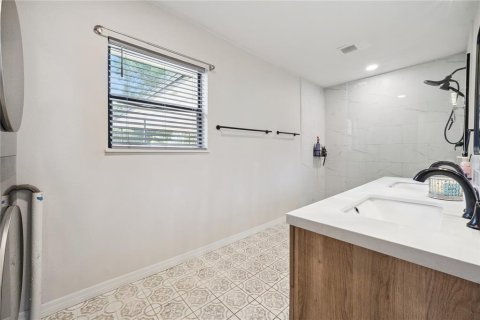 House in Sanford, Florida 4 bedrooms, 142.23 sq.m. № 2233500 - photo 28
