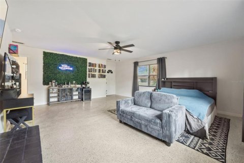 House in Sanford, Florida 4 bedrooms, 142.23 sq.m. № 2233500 - photo 24