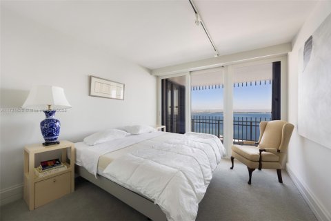 Condominio en venta en Miami, Florida, 4 dormitorios, 349.68 m2 № 1703246 - foto 21