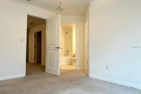 Touwnhouse à louer à New Port Richey, Floride: 2 chambres, 140.56 m2 № 2123104 - photo 12
