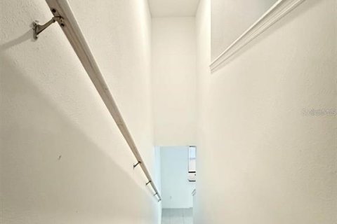 Touwnhouse à louer à New Port Richey, Floride: 2 chambres, 140.56 m2 № 2123104 - photo 21