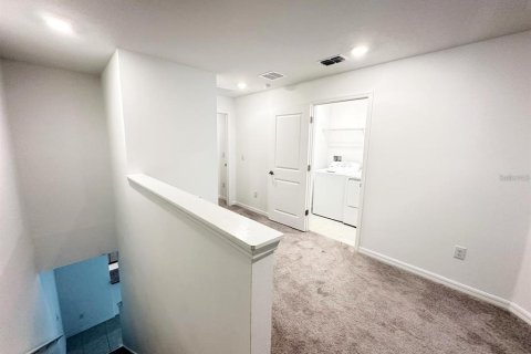 Touwnhouse à louer à New Port Richey, Floride: 2 chambres, 140.56 m2 № 2123104 - photo 7