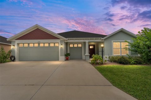 Casa en venta en The Villages, Florida, 3 dormitorios, 173.63 m2 № 1815117 - foto 1