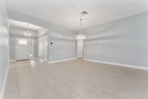 Casa en venta en The Villages, Florida, 3 dormitorios, 173.63 m2 № 1815117 - foto 7