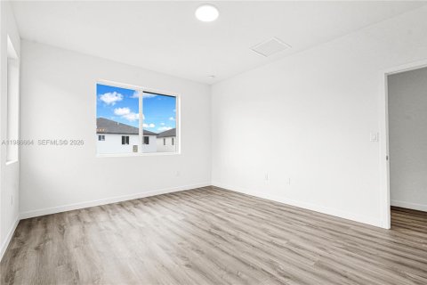 Купить таунхаус в Майами, Флорида 5 спален, № 2048376 - фото 16