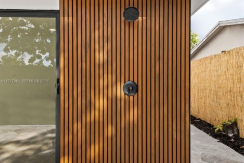 Casa en venta en Oakland Park, Florida, 3 dormitorios, 127.09 m2 № 1986798 - foto 15