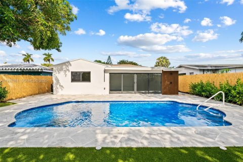 Casa en venta en Oakland Park, Florida, 3 dormitorios, 127.09 m2 № 1986798 - foto 4