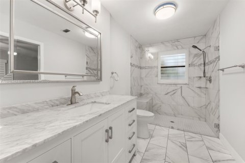 House in Delray Beach, Florida 3 bedrooms, 159.7 sq.m. № 1846171 - photo 11