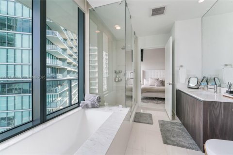 Снять в аренду кондоминиум в Майами, Флорида 3 спальни, 153.2м2, № 2032901 - фото 12