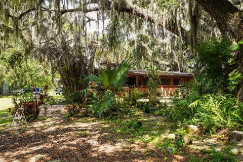 Propiedad comercial en venta en Kissimmee, Florida, 6 dormitorios, 318.56 m2 № 2207797 - foto 9