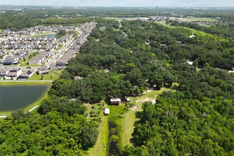 Propiedad comercial en venta en Kissimmee, Florida, 6 dormitorios, 318.56 m2 № 2207797 - foto 26