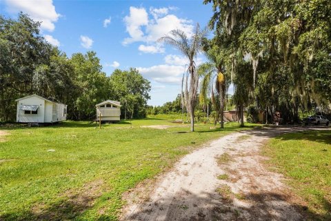 Propiedad comercial en venta en Kissimmee, Florida, 6 dormitorios, 318.56 m2 № 2207797 - foto 4