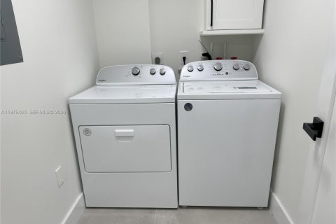 Condominio en venta en Davie, Florida, 2 dormitorios, 106.84 m2 № 2044113 - foto 6