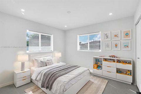 House in Plantation, Florida 5 bedrooms, 200.76 sq.m. № 1933437 - photo 23