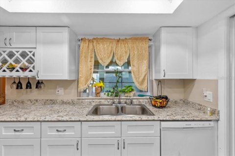 Casa en venta en Saint Petersburg, Florida, 3 dormitorios, 158.58 m2 № 1776785 - foto 29