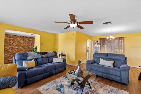 Casa en venta en Saint Petersburg, Florida, 3 dormitorios, 158.58 m2 № 1776785 - foto 10