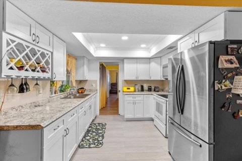 Casa en venta en Saint Petersburg, Florida, 3 dormitorios, 158.58 m2 № 1776785 - foto 17
