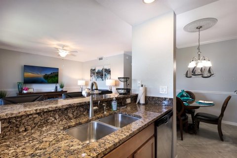 Condominio en alquiler en Bradenton, Florida, 2 dormitorios, 107.4 m2 № 1062818 - foto 12