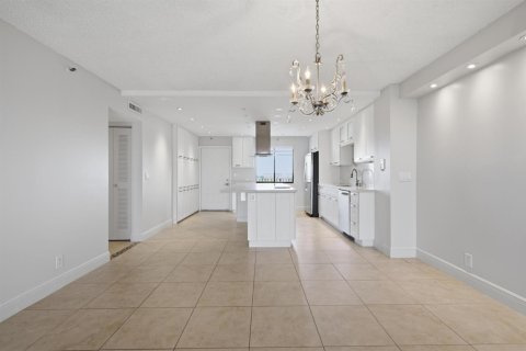 Купить кондоминиум в Помпано-Бич, Флорида 3 комнаты, 113.53м2, № 2084052 - фото 7