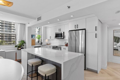 Copropriété à vendre à Miami, Floride: 2 chambres, 98.94 m2 № 2013186 - photo 6