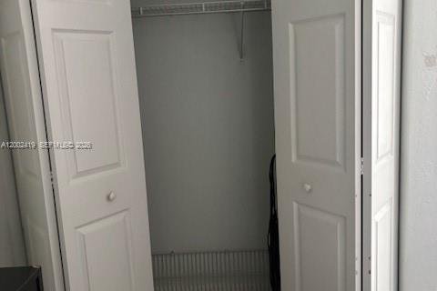 Снять в аренду кондоминиум в Санни-Айлс-Бич, Флорида 1 спальня, 67.35м2, № 2067856 - фото 2