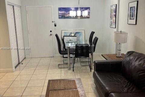 Снять в аренду кондоминиум в Санни-Айлс-Бич, Флорида 1 спальня, 67.35м2, № 2067856 - фото 4