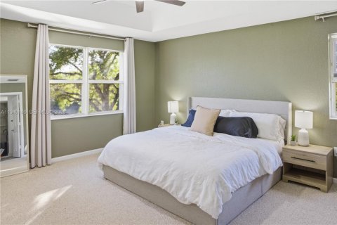 Снять в аренду таунхаус в Мирамар, Флорида 3 спальни, 188.87м2, № 2005503 - фото 15