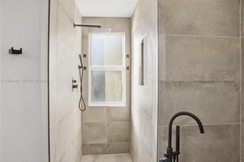 Снять в аренду таунхаус в Мирамар, Флорида 3 спальни, 188.87м2, № 2005503 - фото 19