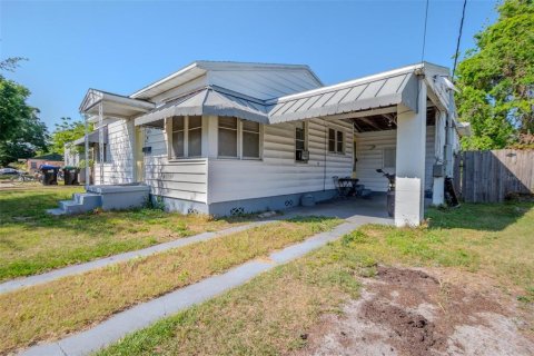 House in Orlando, Florida 2 bedrooms, 74.51 sq.m. № 1690133 - photo 2