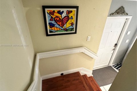 Снять в аренду кондоминиум в Хайалиа, Флорида 3 спальни, 114.27м2, № 1984651 - фото 9