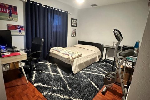 Снять в аренду кондоминиум в Хайалиа, Флорида 3 спальни, 114.27м2, № 1984651 - фото 12