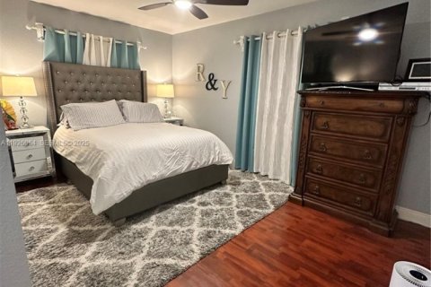 Снять в аренду кондоминиум в Хайалиа, Флорида 3 спальни, 114.27м2, № 1984651 - фото 10