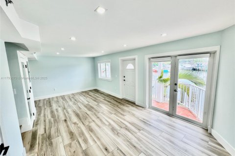 Снять в аренду кондоминиум в Майами, Флорида 2 спальни, 158.86м2, № 1861434 - фото 11