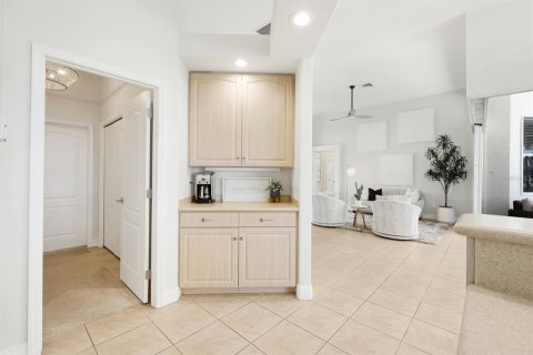 Casa en venta en Cape Coral, Florida, 3 dormitorios, 210.8 m2 № 2102436 - foto 21