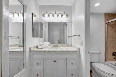 Condominio en venta en Fort Lauderdale, Florida, 2 dormitorios, 123.37 m2 № 1977707 - foto 16
