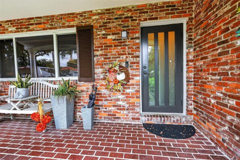 Купить виллу или дом в Майами, Флорида 4 спальни, 246.56м2, № 1967952 - фото 8