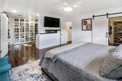 Купить виллу или дом в Майами, Флорида 4 спальни, 246.56м2, № 1967952 - фото 20