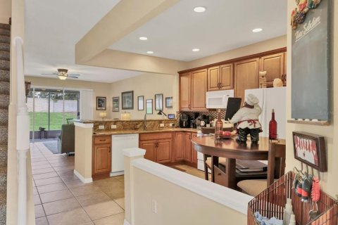 Townhouse in Bradenton, Florida 3 bedrooms, 148.27 sq.m. № 1911332 - photo 11