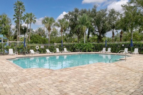 Townhouse in Bradenton, Florida 3 bedrooms, 148.27 sq.m. № 1911332 - photo 2