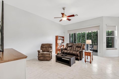 Villa ou maison à vendre à Lake Worth, Floride: 3 chambres, 195.09 m2 № 2402074 - photo 17