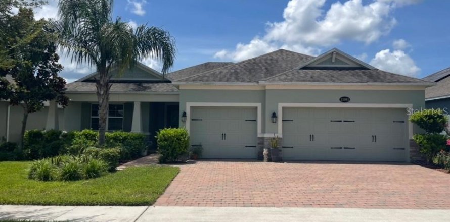 Villa ou maison à Sorrento, Floride 4 chambres, 256.97 m2 № 1780496