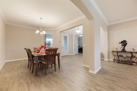 Villa ou maison à vendre à Sorrento, Floride: 4 chambres, 256.97 m2 № 1780496 - photo 17