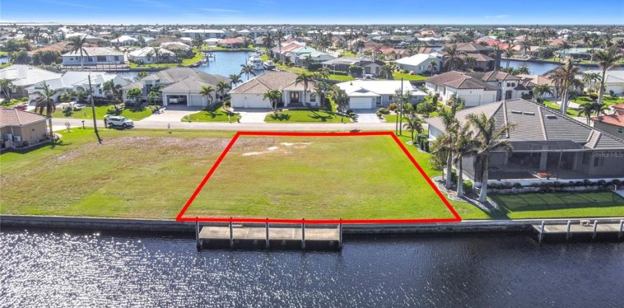 Terrain à Punta Gorda, Floride № 2128421